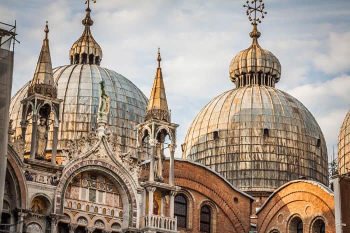 Legendary Venice: St. Mark’s Basilica with Terraces and Doge’s Palaces