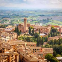 Day trips from Rome: Tuscan hilltowns, castles and vineyards